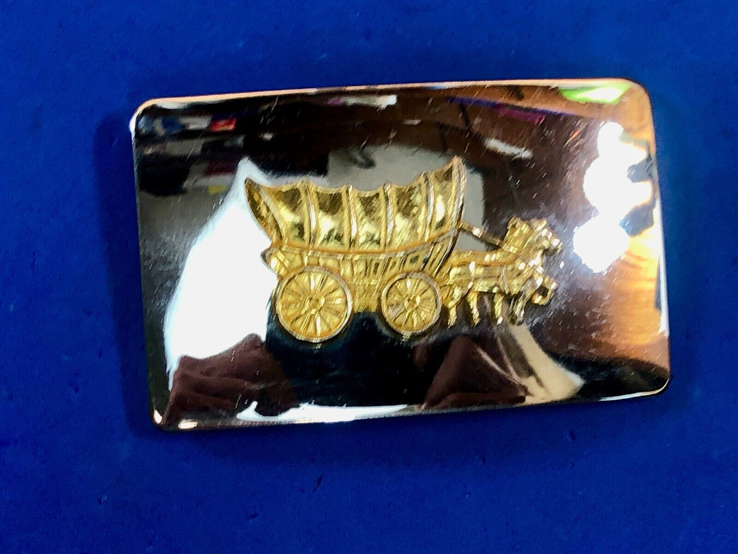 USA MADE dual tone horse pulling carriage Western Centerpiece Belt Buckle