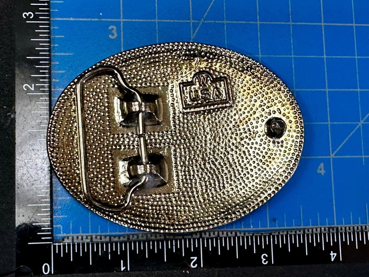 Vintage EAGLE flying High western etched flower swirl design belt buckle - W