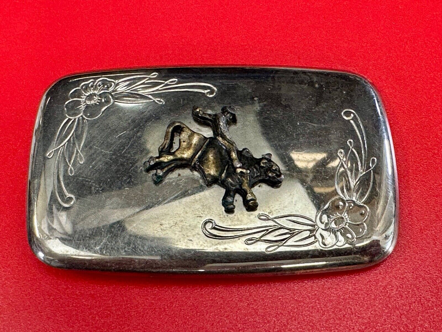USA made Cowboy Saddle Bronc Western two tone belt buckle