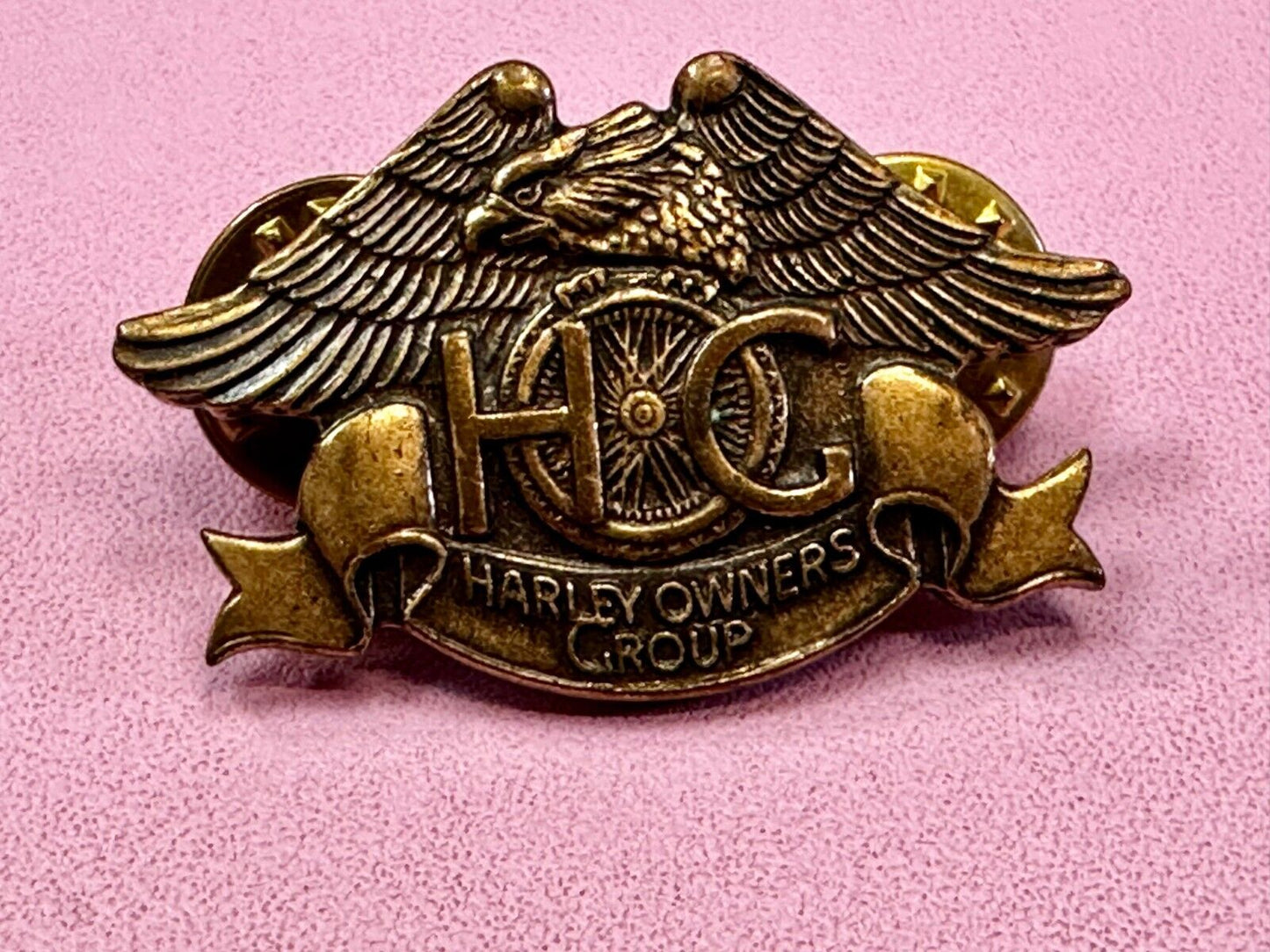 Vintage 1983 Harley Davidson Eagle Badge HOG Owners Group Jacket Vest Biker Pin