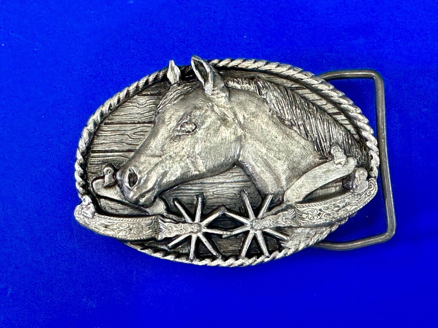 Vintage 1983 Cowboys Horse Lovers spurs siskiyou RARE belt buckle
