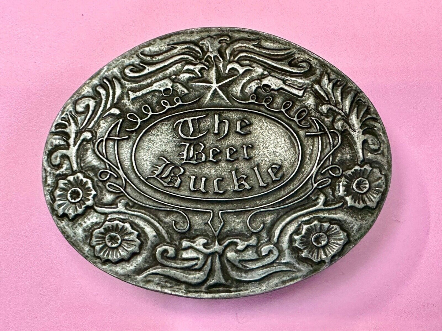 Bev Buckle The Beer Buckle Beverage Can Holder USA made Belt Buckle