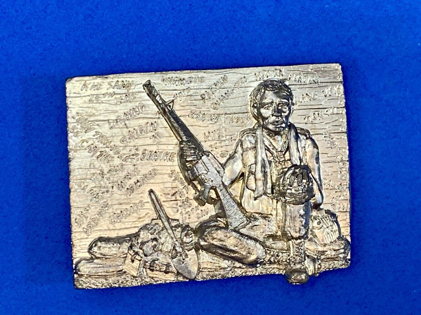 VIntage 1994 The American Vietnam Soldier Commemorative belt buckle by Bergamot