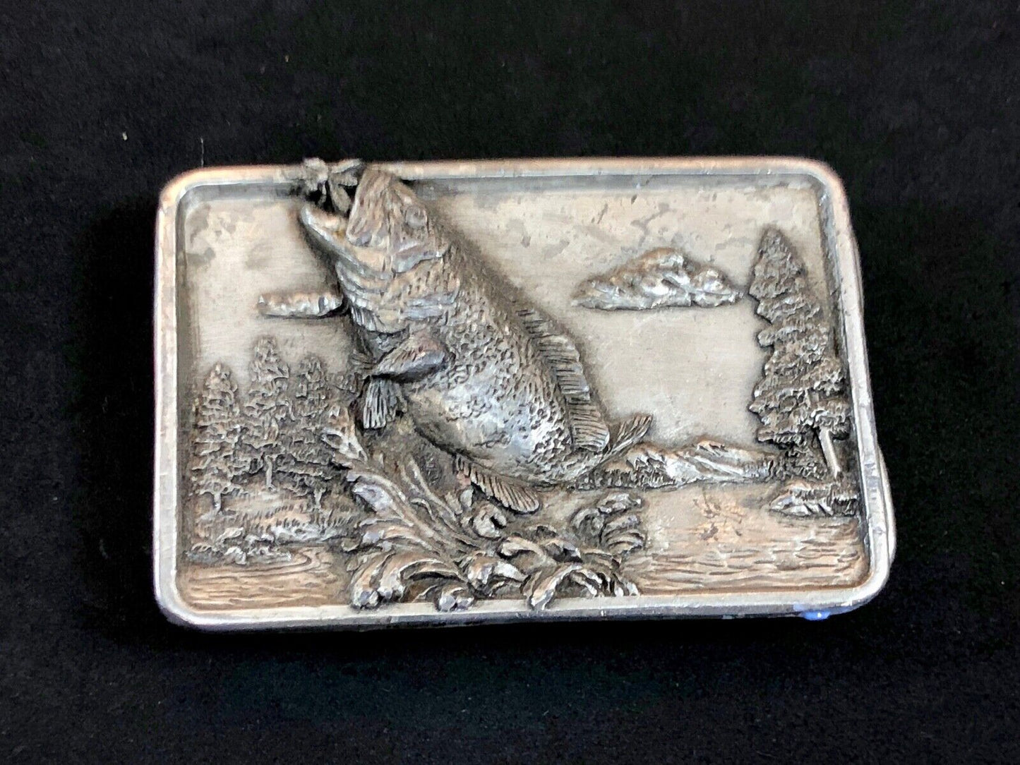 Vintage 1984 Bergamot Belt Buckle Bass jumping off the buckle!