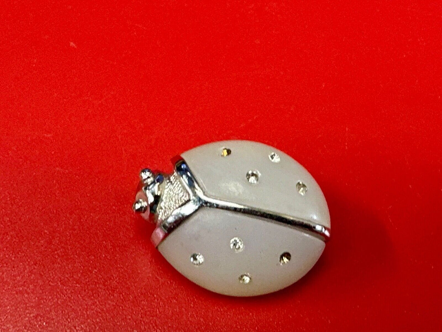 AVON Vintage LADYBUG LAPEL Pin Enamel Costume Jewelry missing rhinestone?