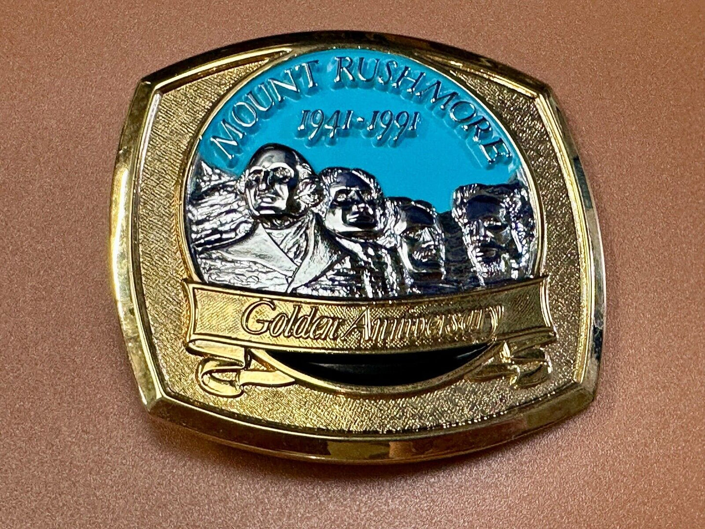 1991 Mount Rushmore 50th Golden Anniversary Limited Edition belt buckle