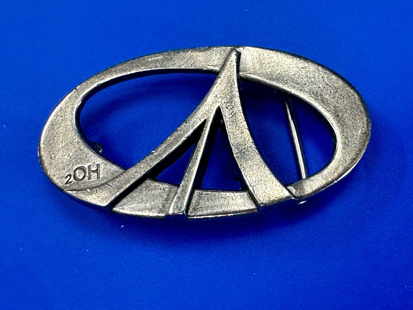 2OH Peace love & Rock & Roll gold color belt buckle