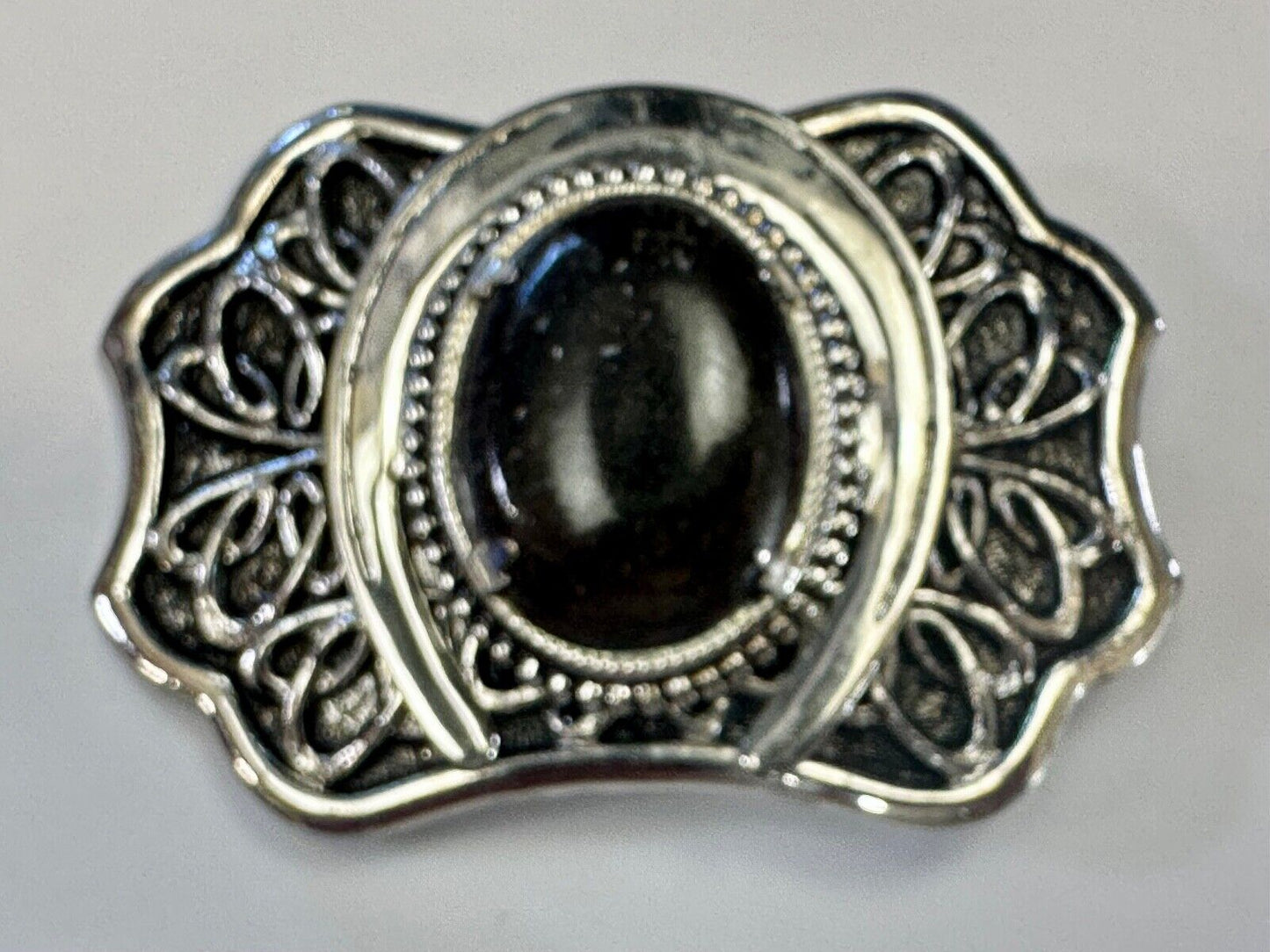 Beautiful Black Detailed cabochon cab stone centerpiece on horseshoe belt buckle