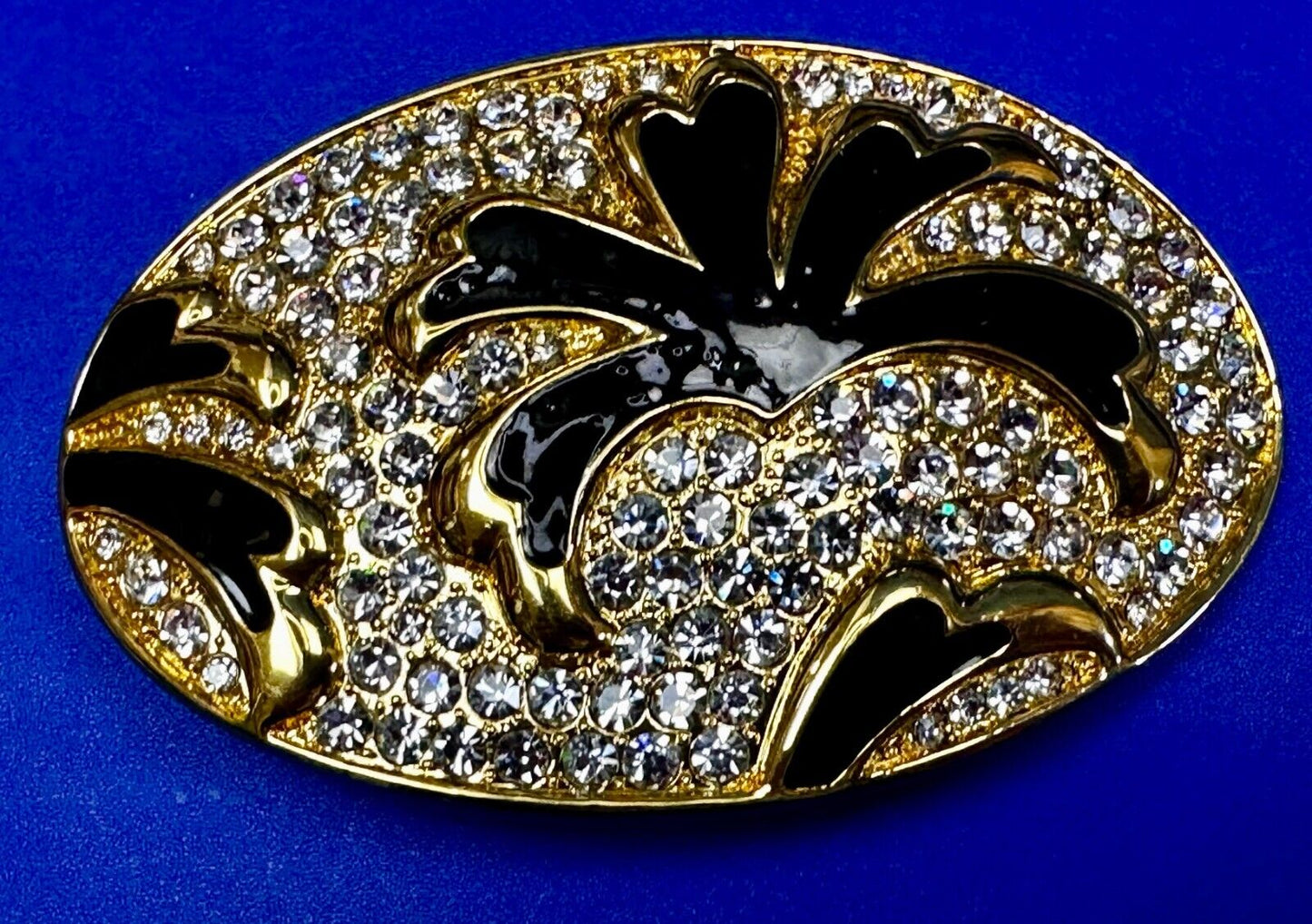 Beautiful Clear Rhinestone Covered Gold Tone Belt Buckle with Leaf Design