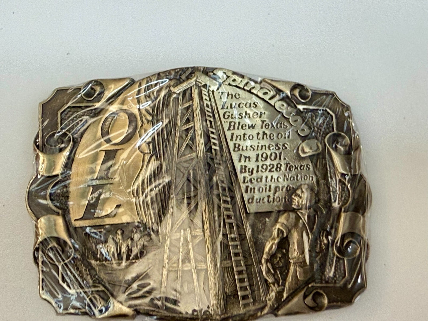 The Lucas Gusher Blew Texas Into the Oil Business 1901 -1928 Texas Belt Buckle