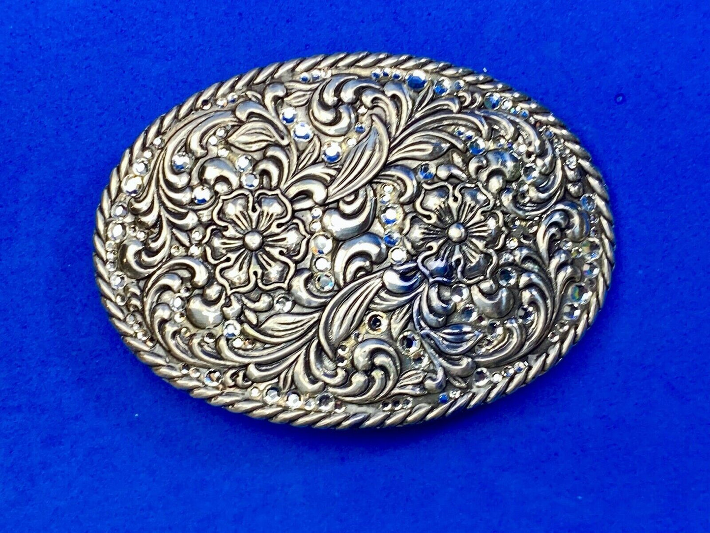 Vintage Flower Swirl Belt Buckle Floral patterns with rhinestone accents