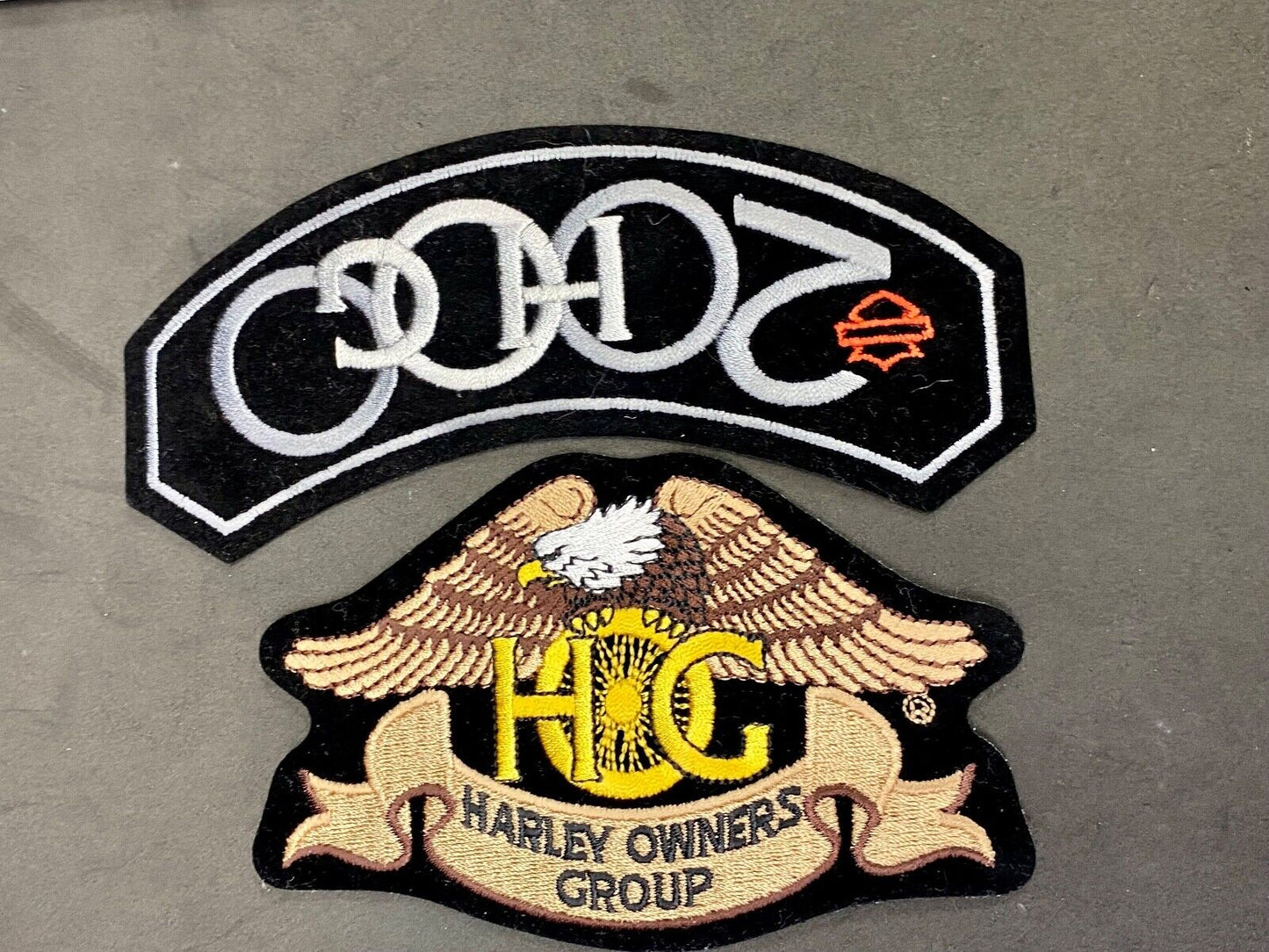 2 LOT Harley Davidson Owners Group HOG Jacket Vest Wings Patch Year 2000