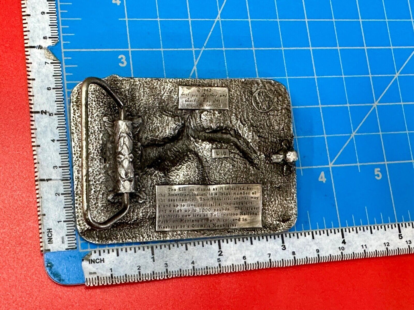 The Elk - Wapiti Native American Indian name vtg. L-10 Siskiyou 1982 belt buckle
