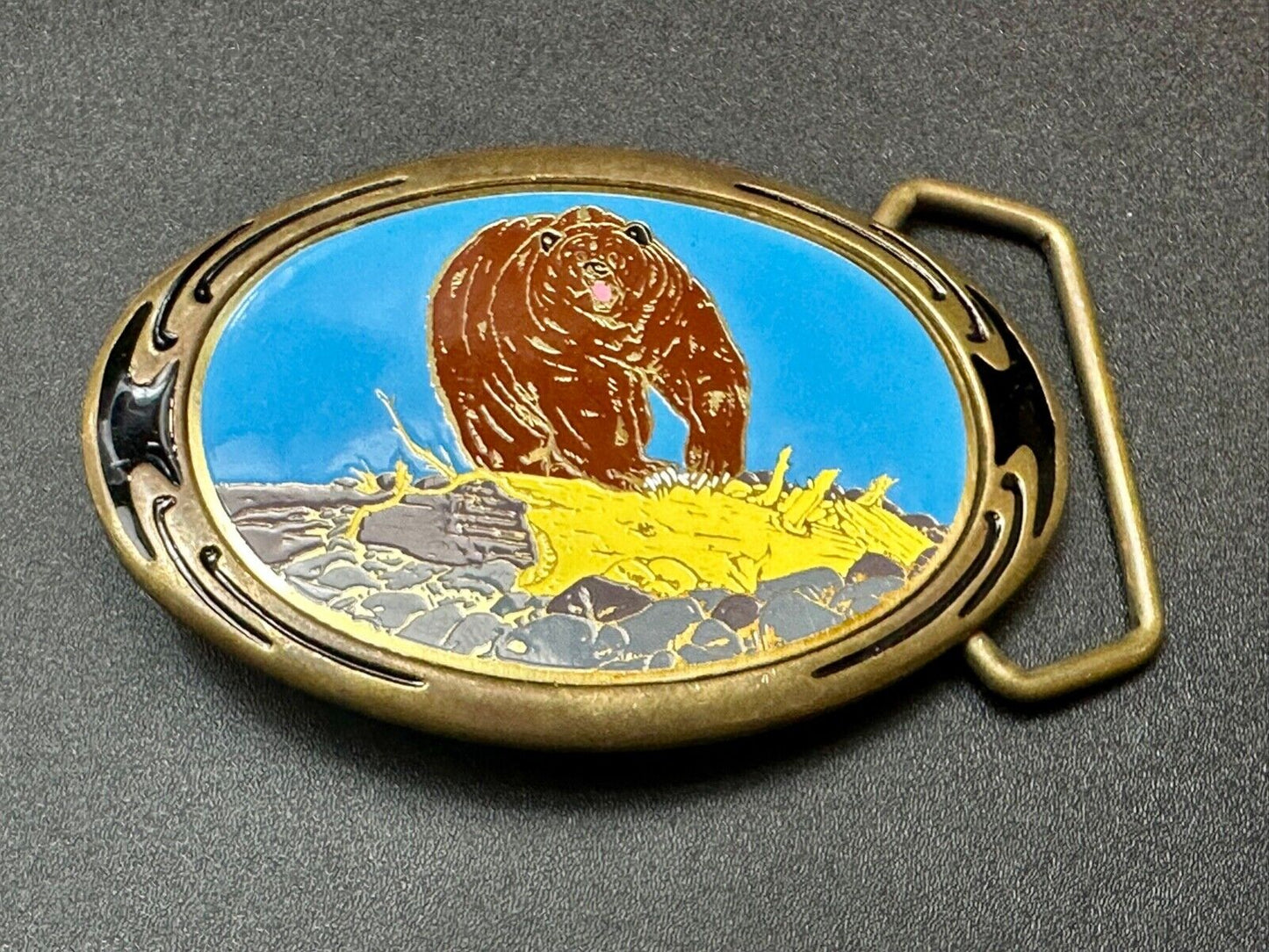 Vintage Bear F 09 FC 1988 solid brass belt buckle