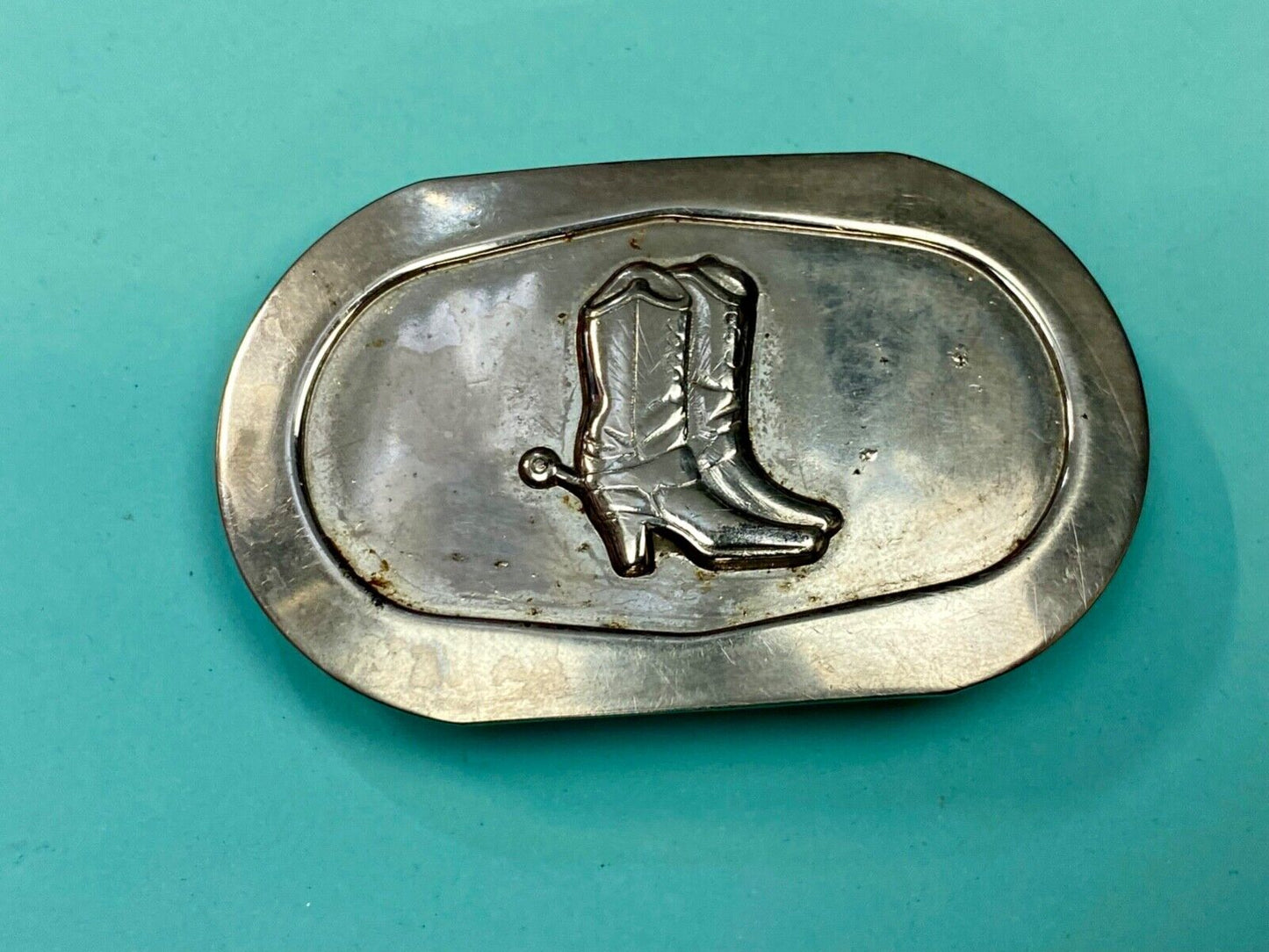 Vintage Cowboy boots with spurs - pre loved oval plated belt buckle