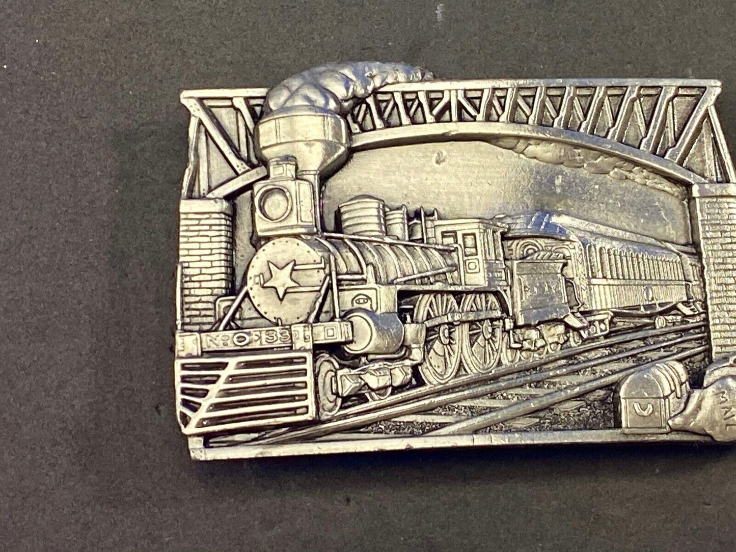 Vintage 1988 Train Locomotive Under Bridge Railroad Bergamot U41 Belt Buckle