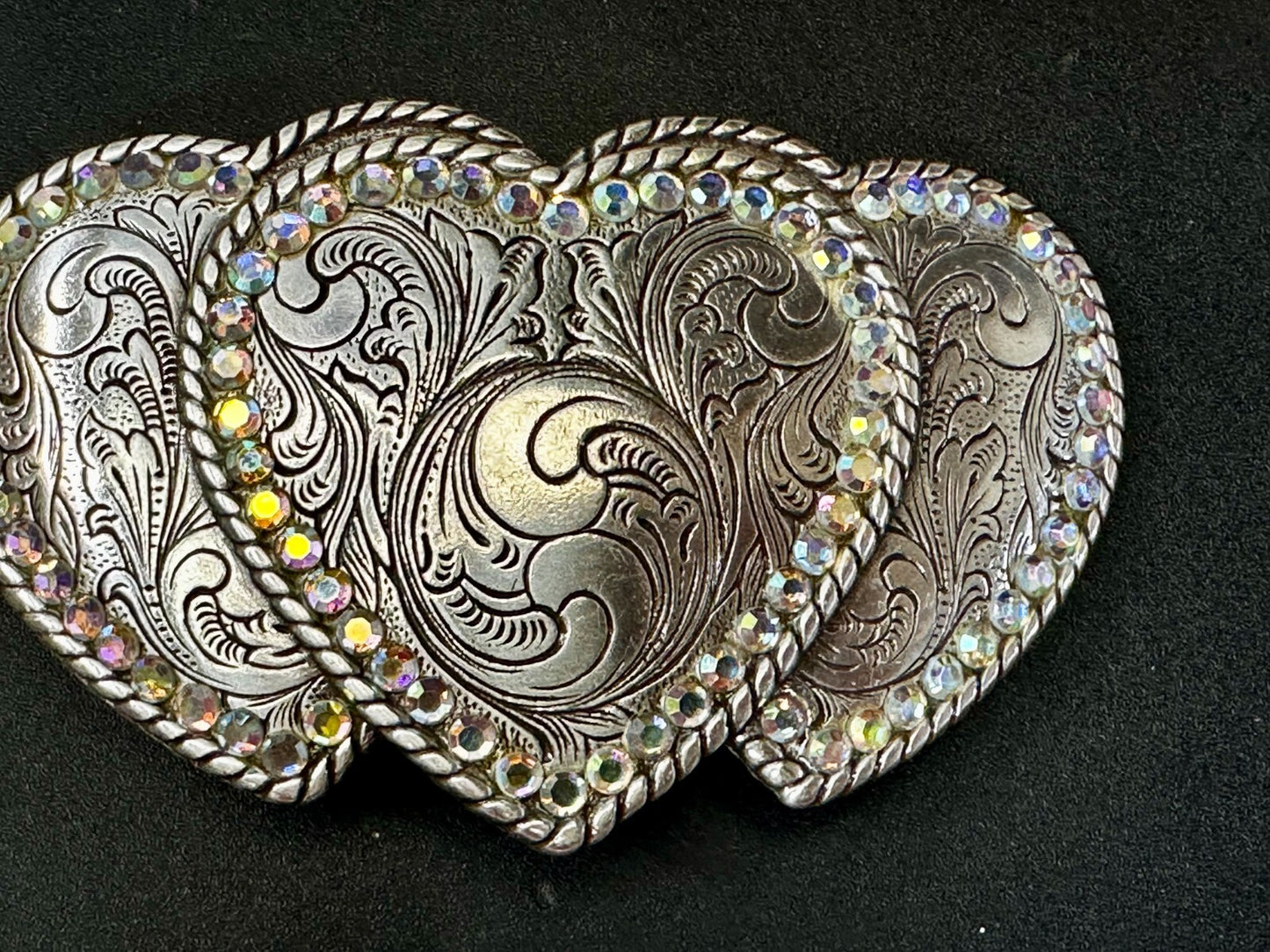 Triple Heart Shaped Flower Swirl Pattern with Rhinestone Border Belt Buckle