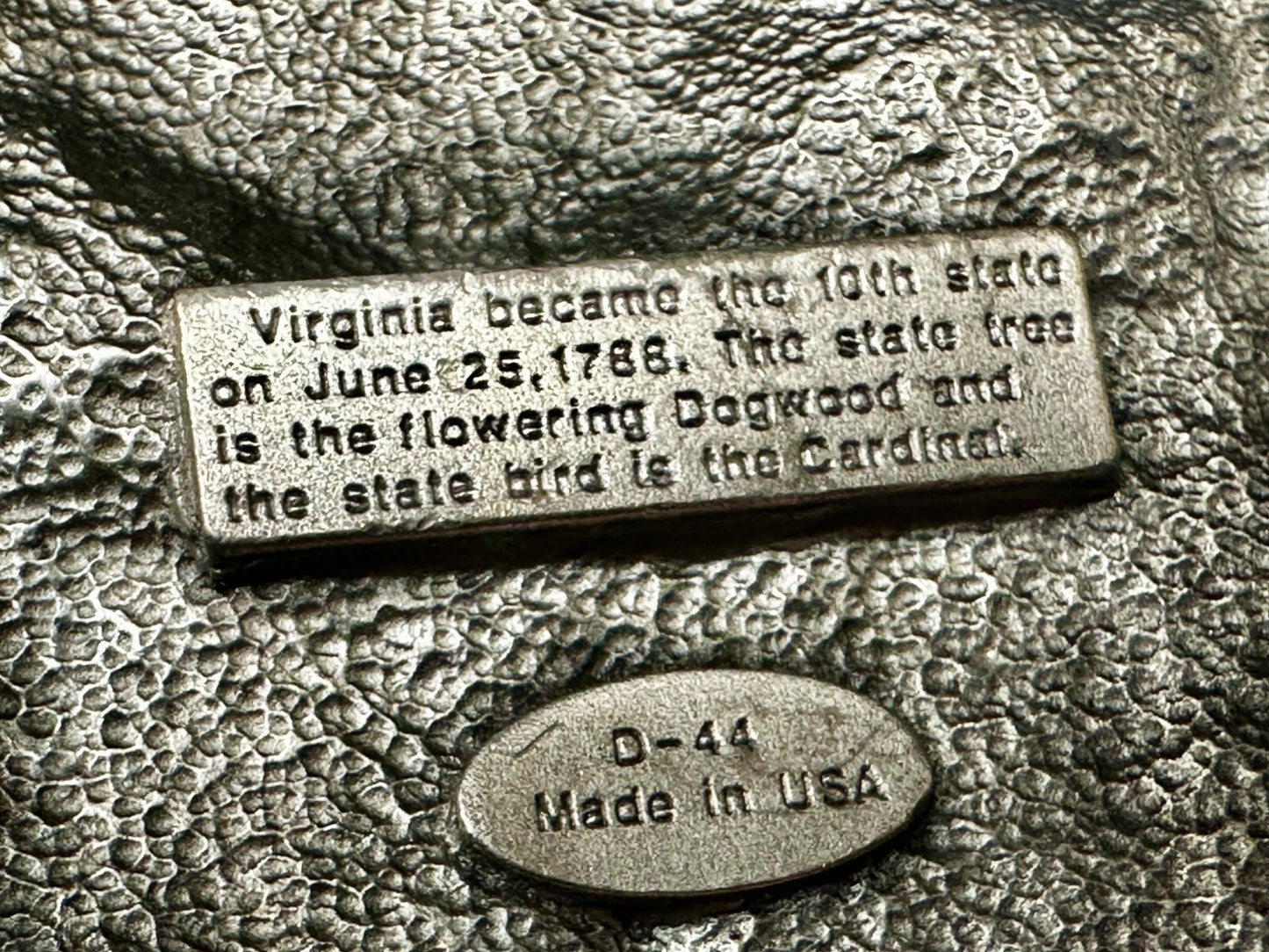 The States of Virginia Old Dominion Dogwood Cardinal 1987 Siskiyou Belt Buckle