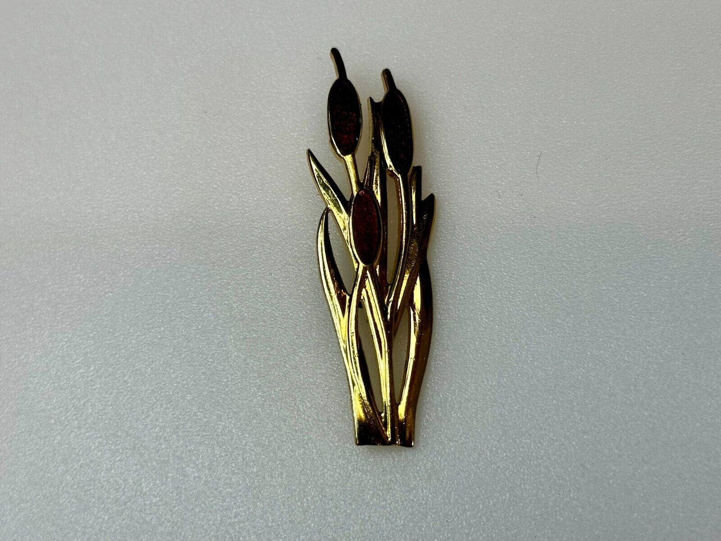 Beautiful Three Red Tulip Flower Gold Tone Vintage Brooch Pin - See Makers Mark!