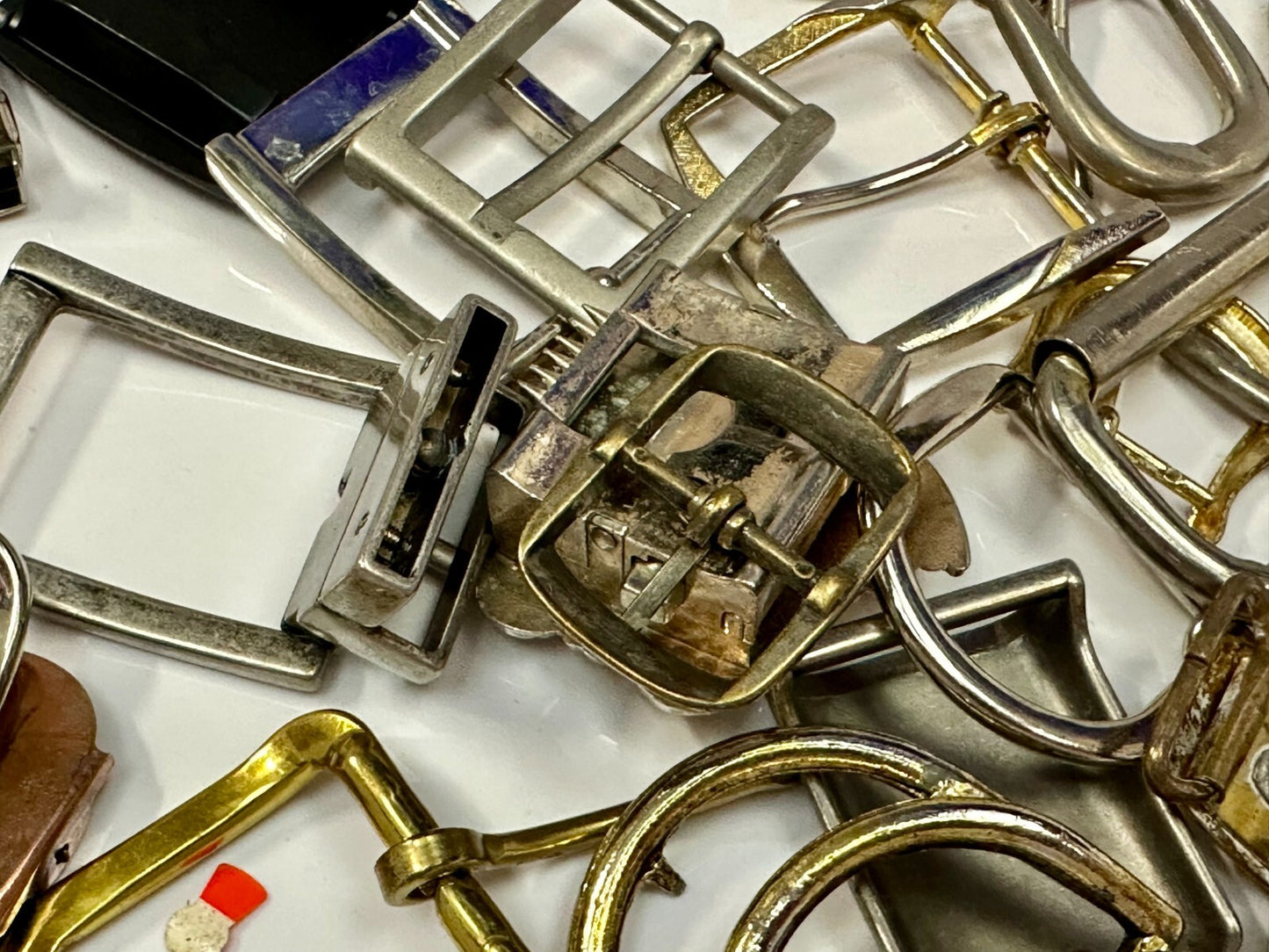 27 Piece Mixed Lot, Grab Bag - Resale Gifts! Vintage & Modern Belt Buckles