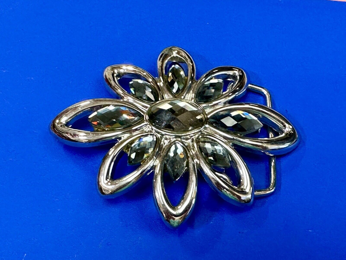 Beautiful Flower theme cutout A240 rhinestone belt buckle