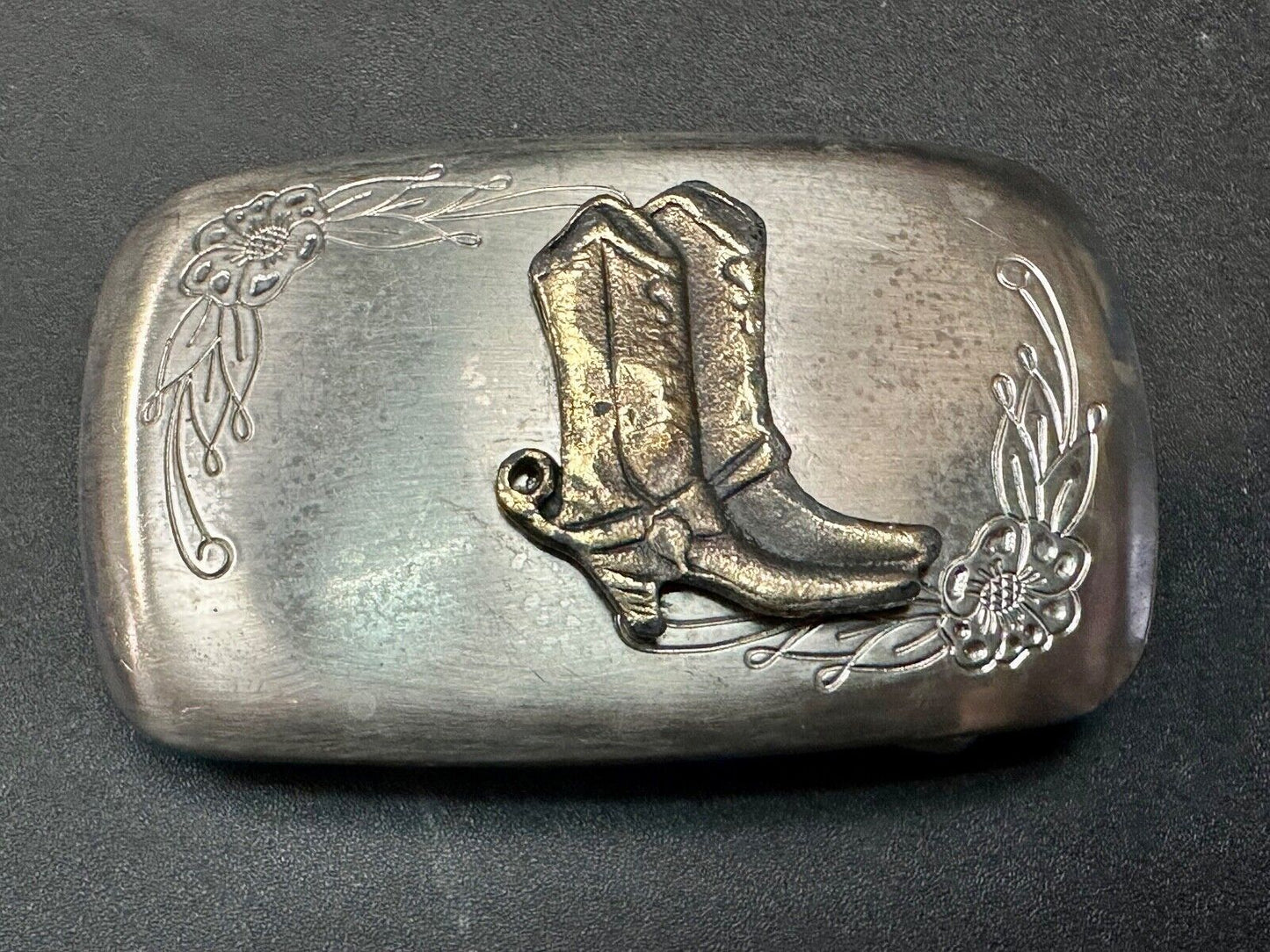 USA made Vintage Cowboy Boots - Western two tone belt buckle