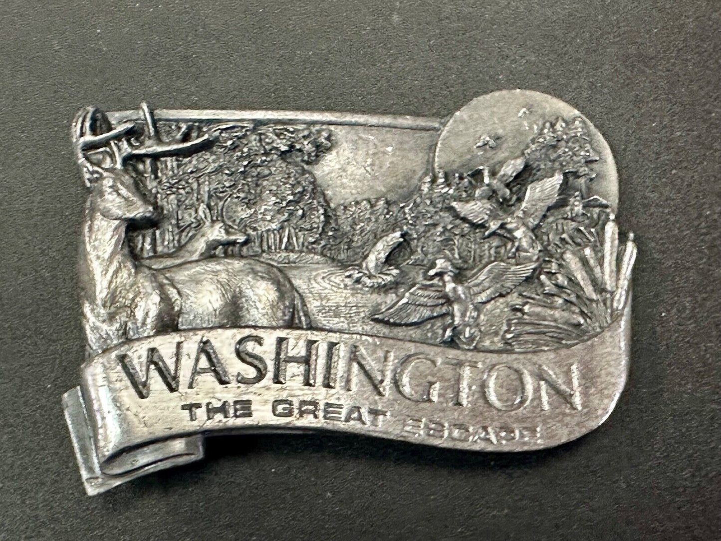 VINTAGE 1984 **WASHINGTON** THE GREAT ESCAPE PEWTER BELT BUCKLE BY BERGAMOT