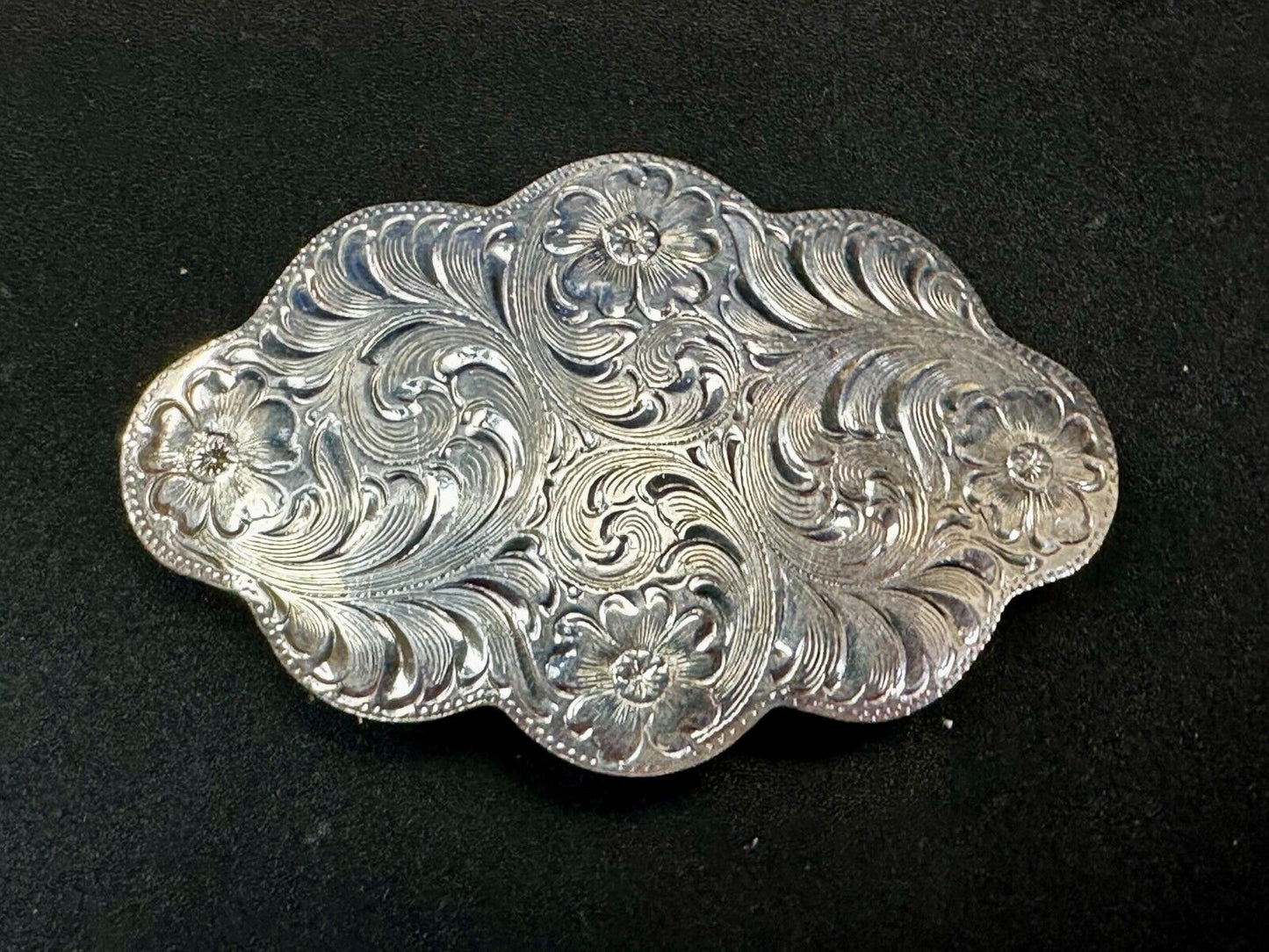 Beautiful Unique Shaped Cutout Flower Swirl Silver Tone Women Belt Buckle