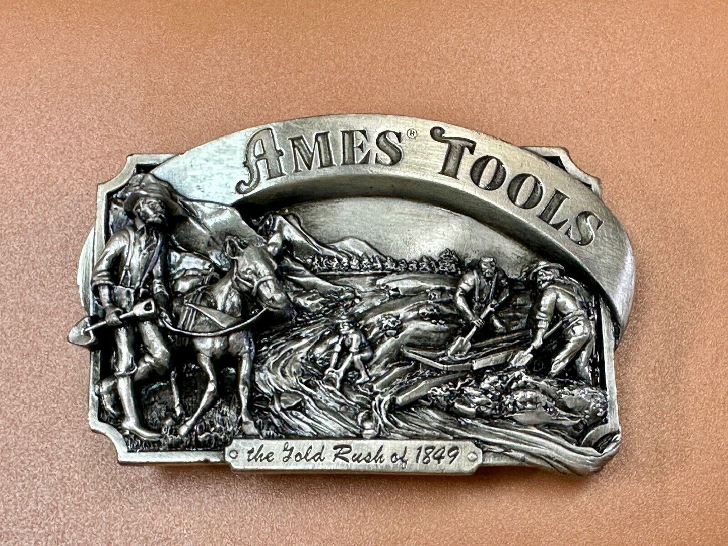 AMES TOOLS - Gold rush of 1849 Siskiyou 1985 Belt Buckle Lawn and garden supply