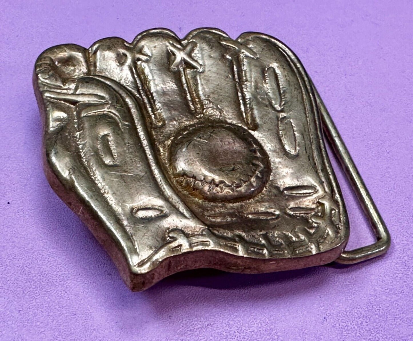 Baseball Glove Mitt Catching Ball Unique Sports Figural Solid Brass Belt Buckle
