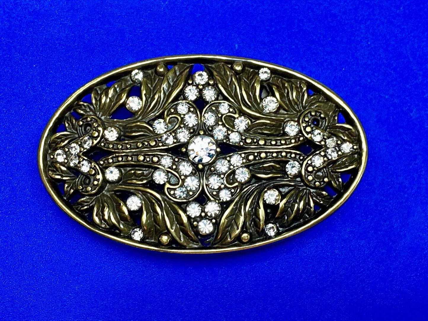 Beautiful Clear Rhinestone covered western see through belt buckle
