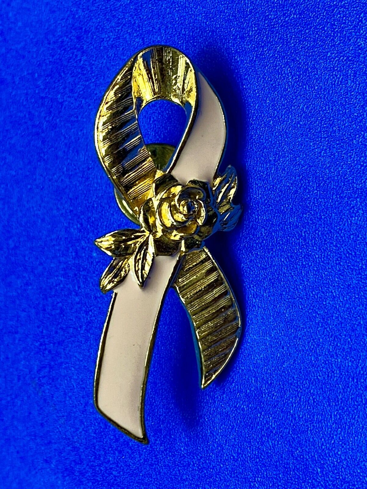 Vintage Avon Breast Cancer Awareness Lapel Pin Pink Ribbon Roses Brooch Pin