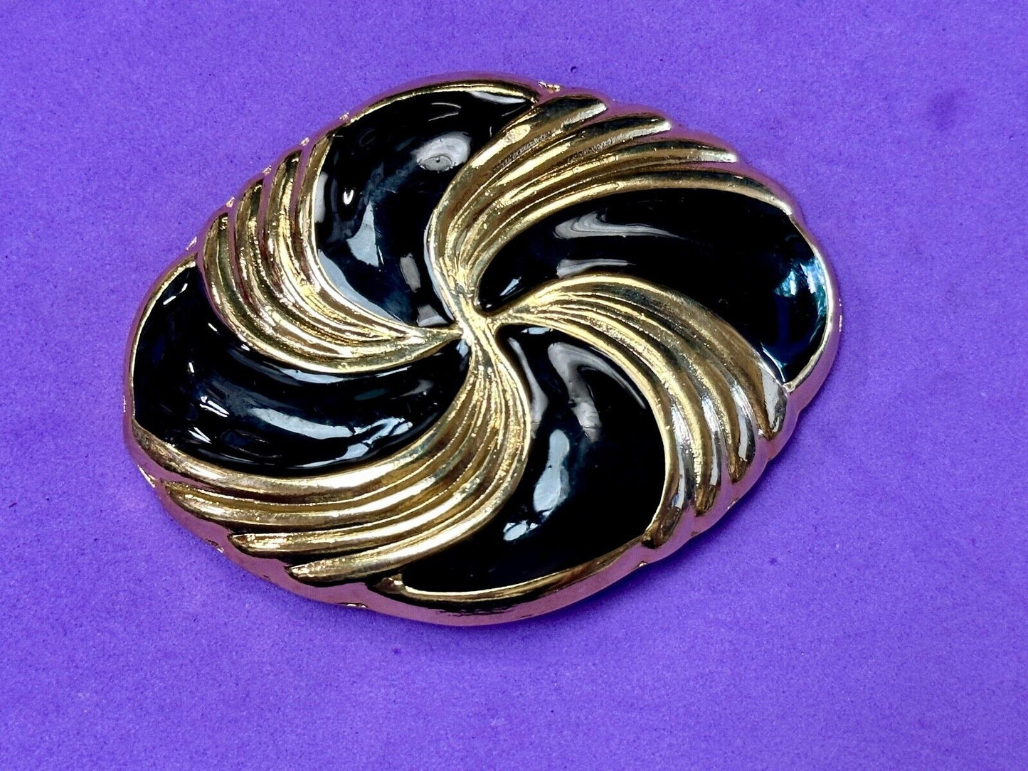 Vintage Day Lor Designer Signed Sash belt buckle Retro Scarf Slide