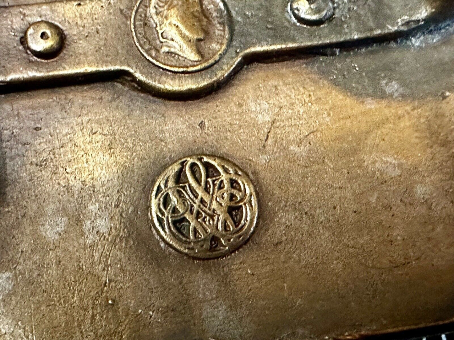 The Hangtown Jerkline Sierra Humps and Saddleback Vintage Bergamot Belt Buckle