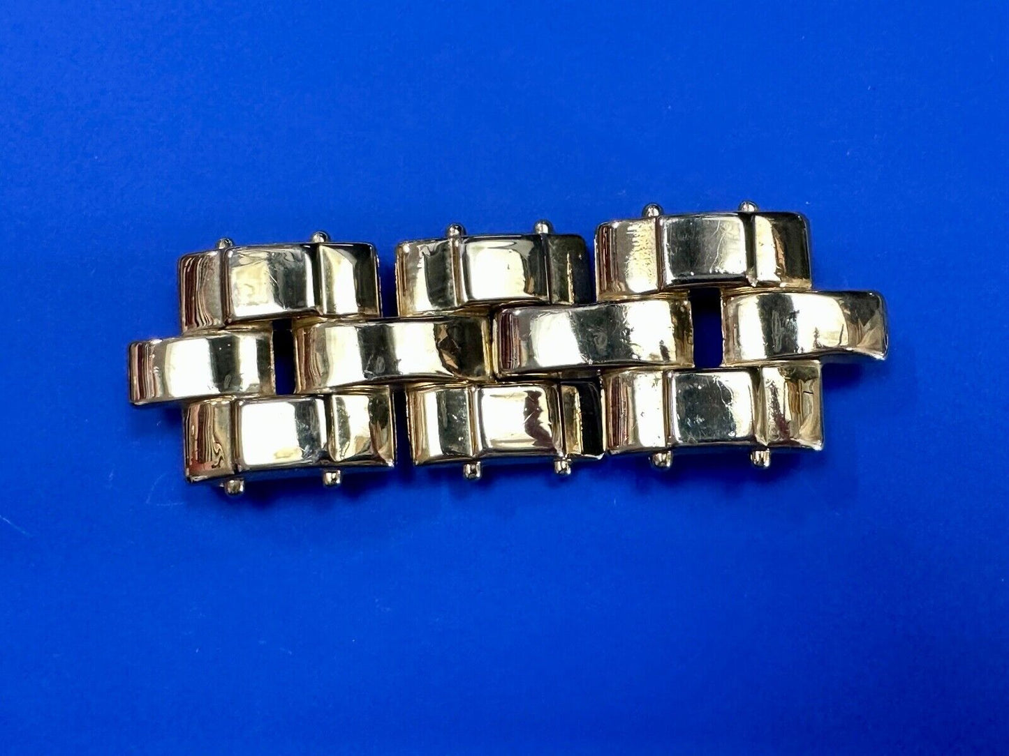 Three Segment gold tone belt buckle signed CK Oucor?