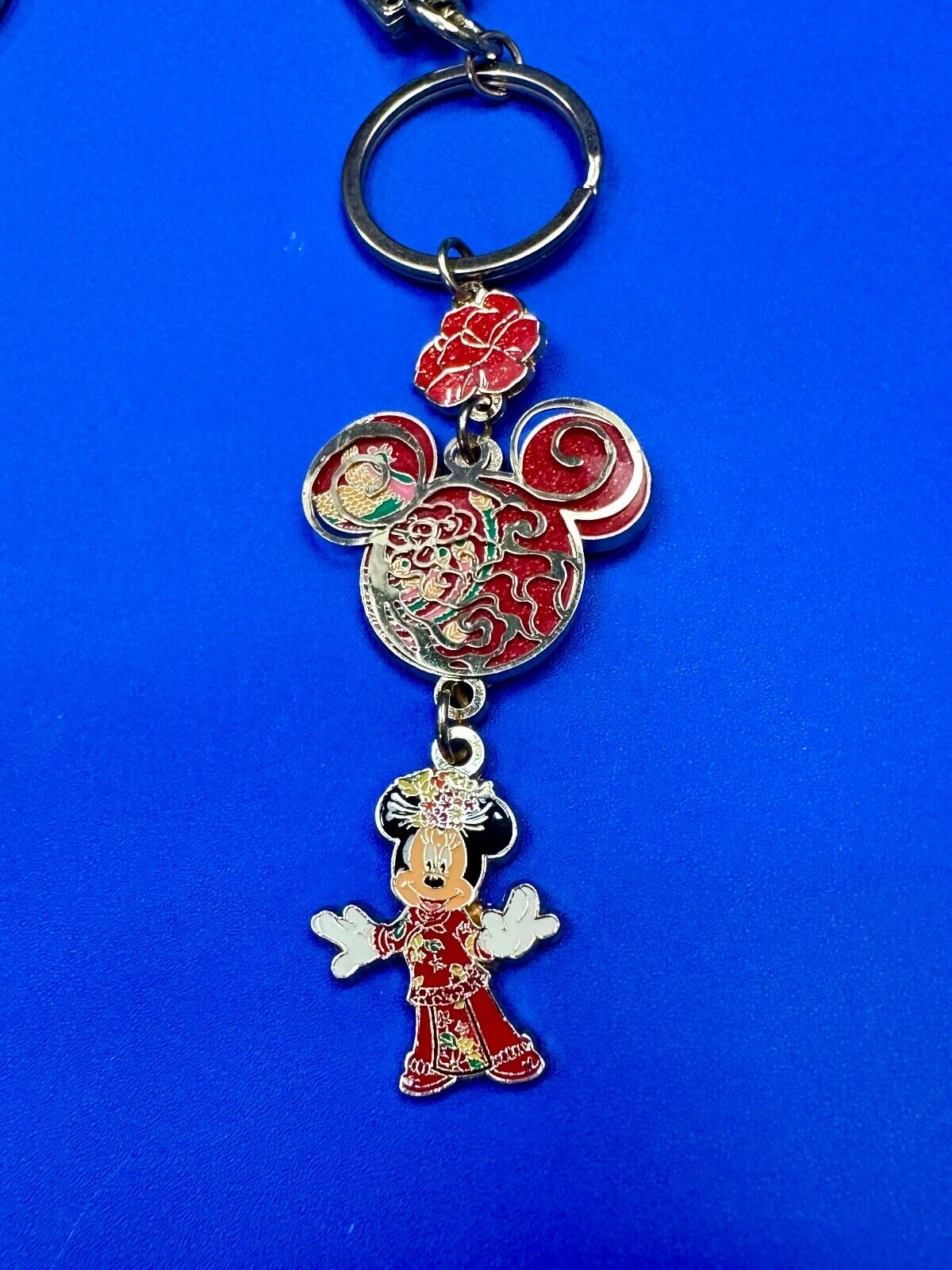 Vintage Dangle Minnie Mouse. - Disneyland Keychain - Key Ring Chain