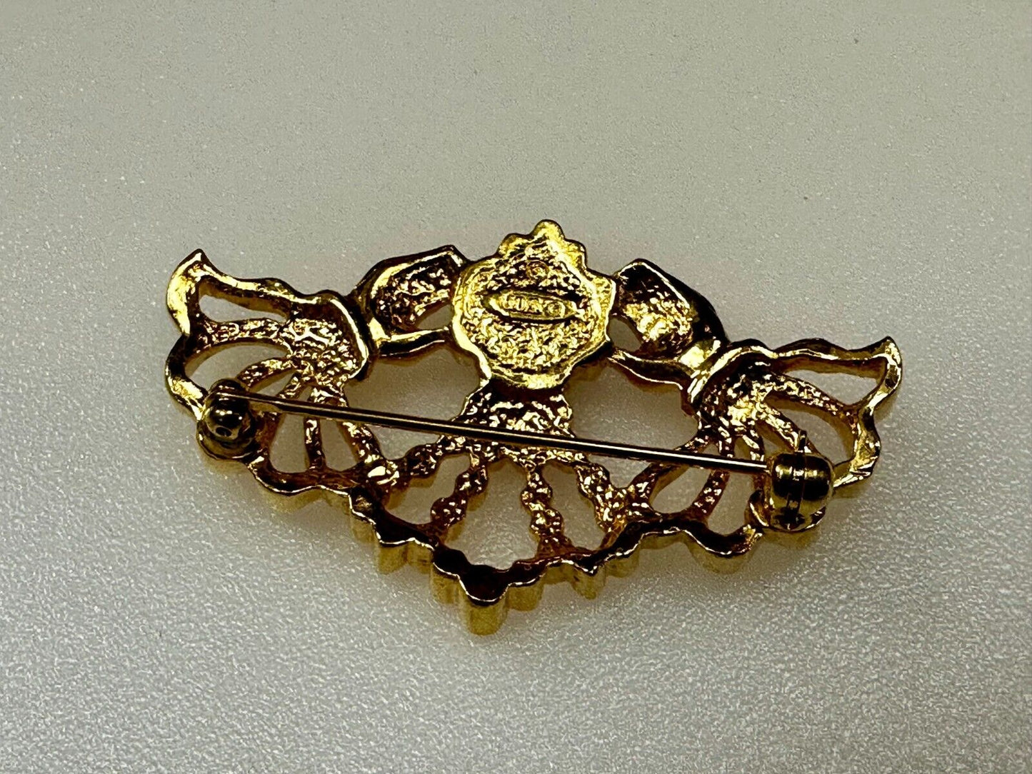 Vintage Avon Gold Tone Claddagh Faux Pearl Heart Hands Crown Pin Brooch