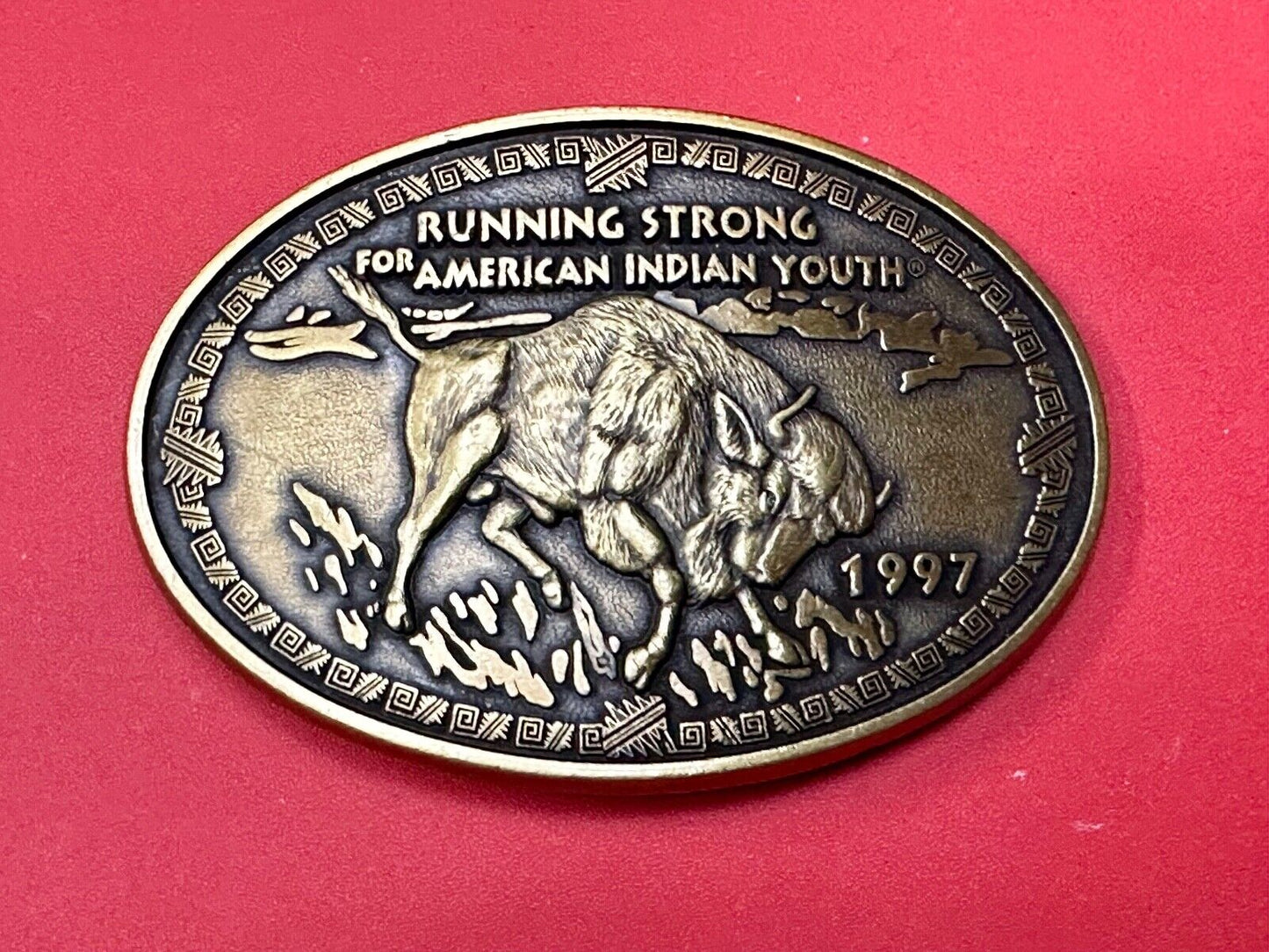 1997 RUNNING STRONG FOR AMERICAN INDIAN YOUTH BUFFALO BELT BUCKLE