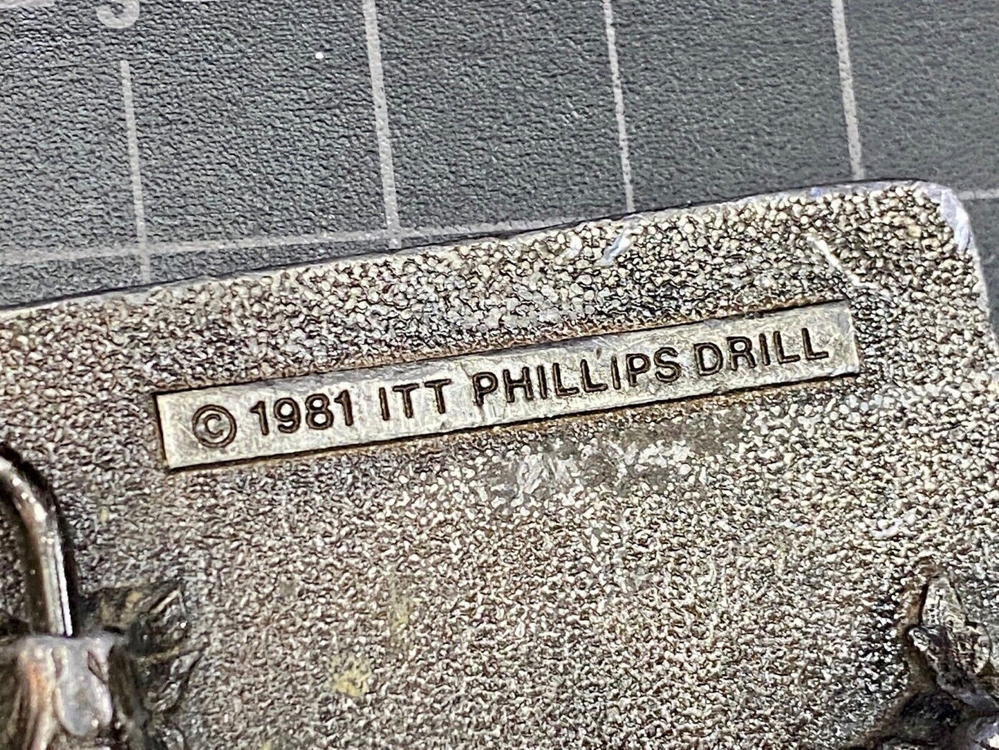 Vintage 1981 I'm A Pronto Person Itt Phillips Drill Tool Equipment Belt Buckle