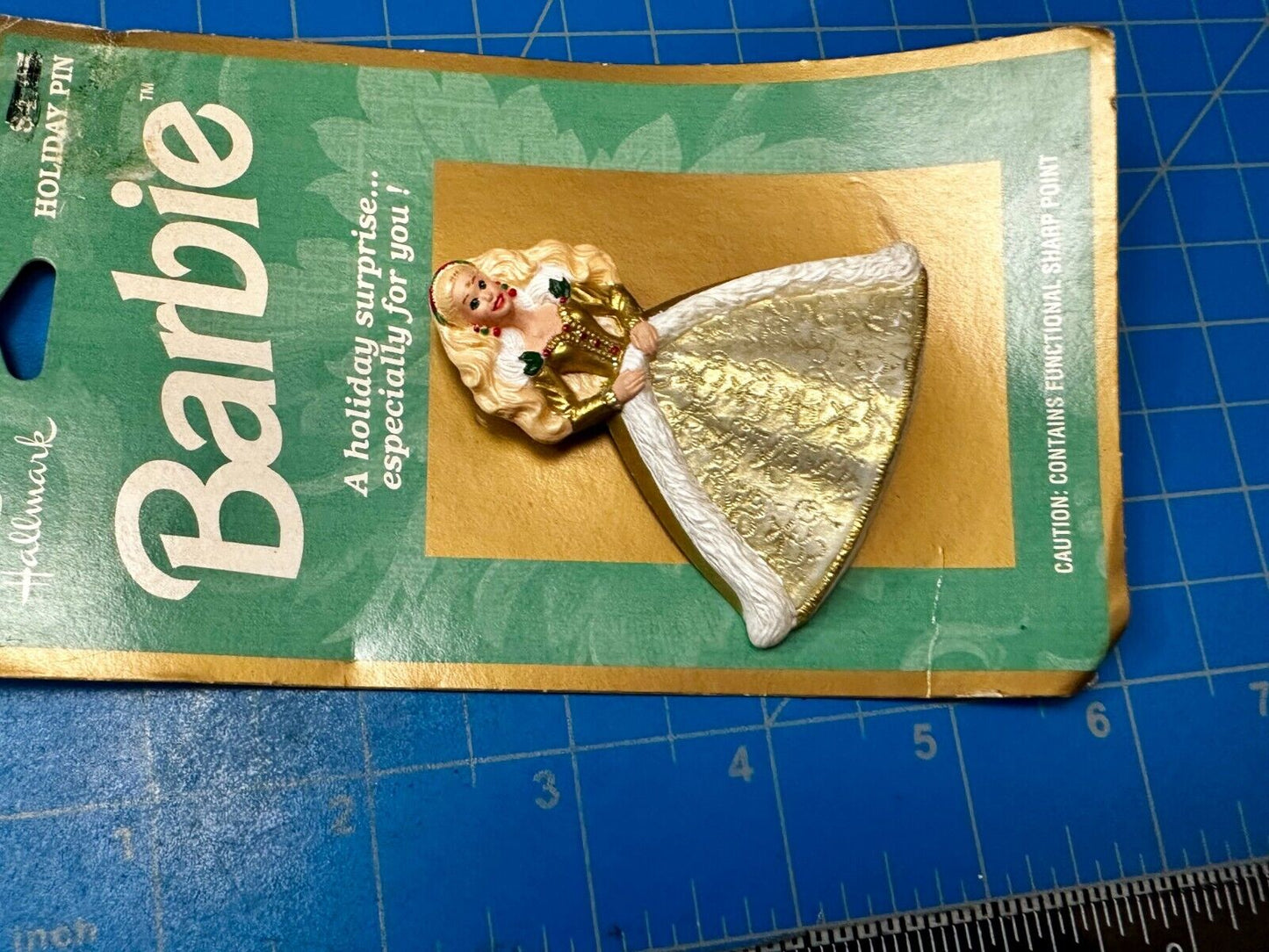BARBIE DOLL HAPPY HOLIDAYS CHRISTMAS PIN BROOCH - HALLMARK 1996