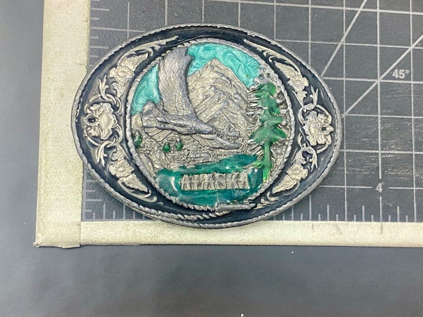 Vintage 1991 The State of Alaska Wildlife Nature belt buckle by Siskiyou