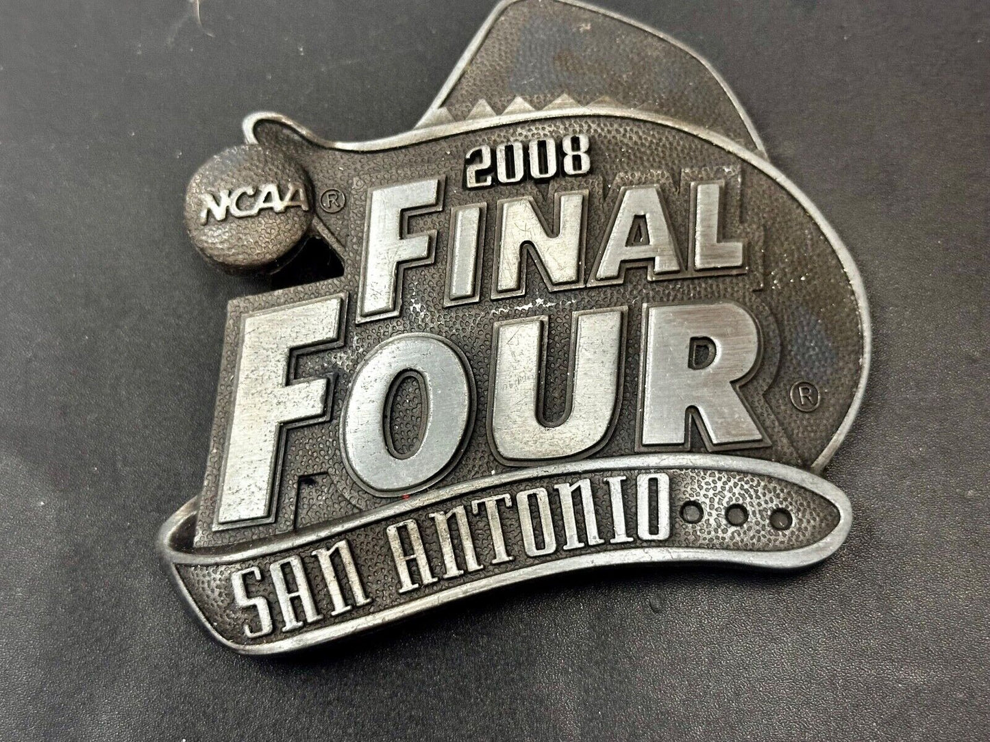 2008 Final Four Basketball Tourney Commemorative San Antonio Texas Belt Buckle