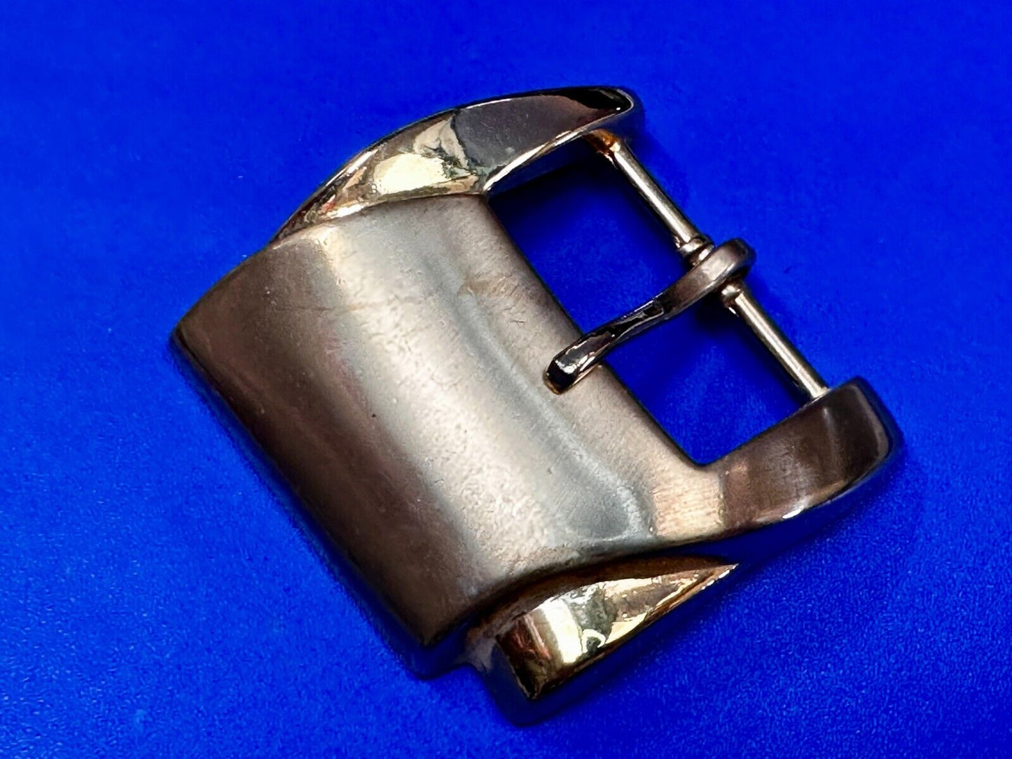 Unique Shaped Raised Gold Color Replacement Belt Buckle