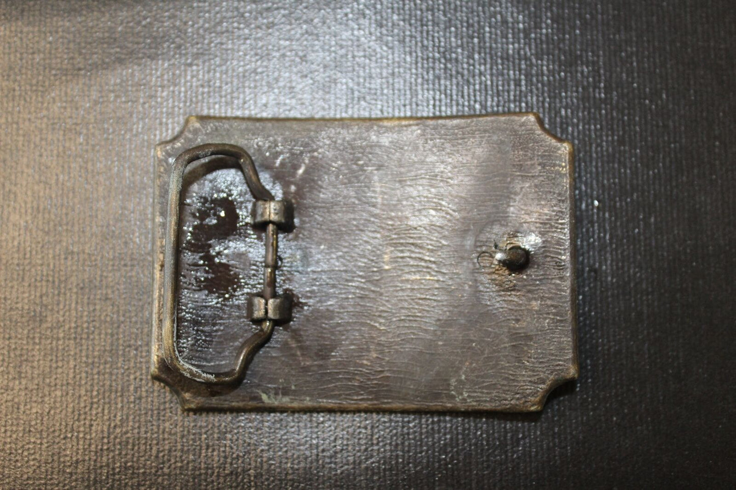 Vintage belt buckle, Covered wagon's and horses heading west?