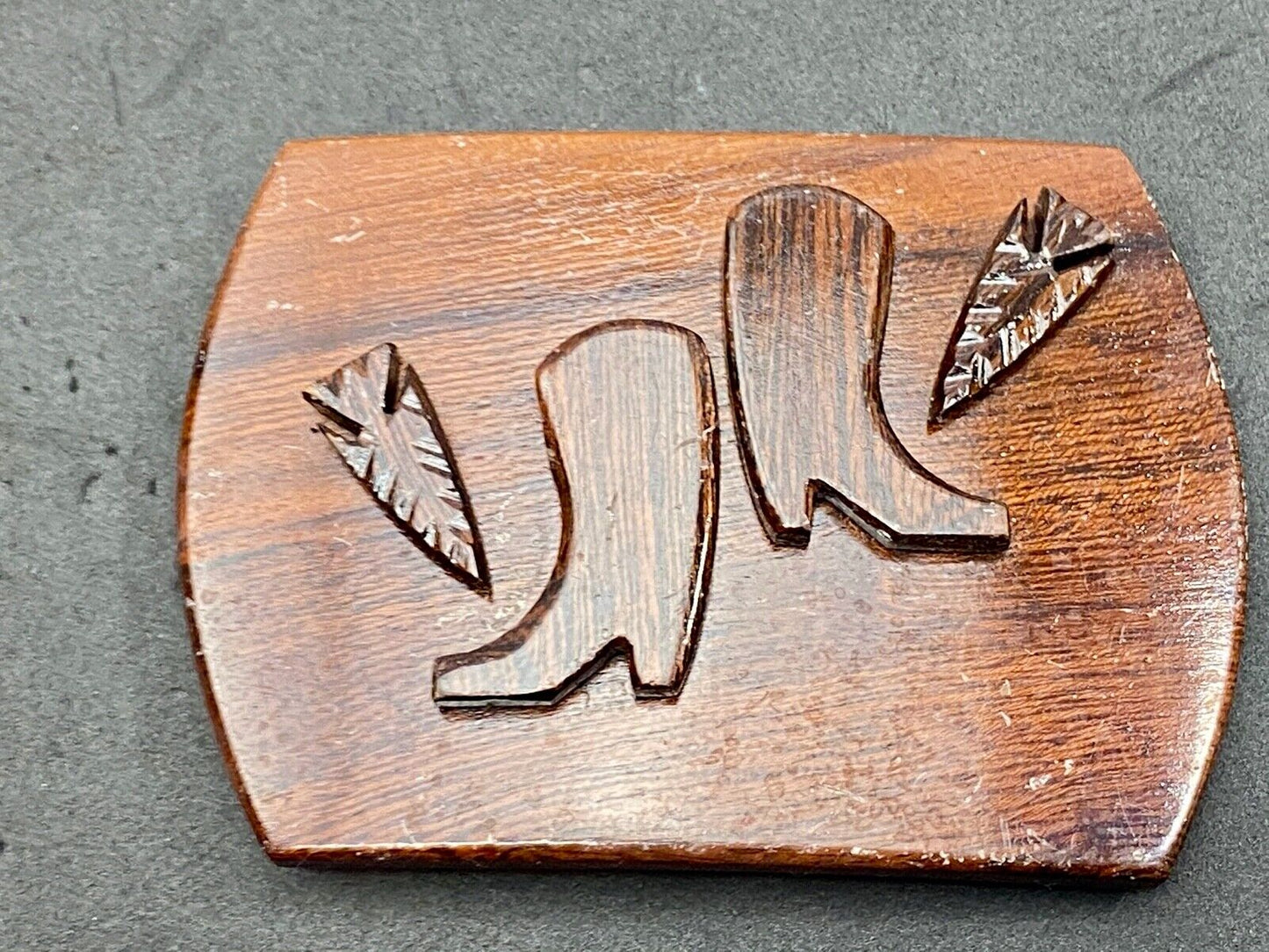 Vintage Cowboy boots and Indian Arrow heads western wooden belt buckle