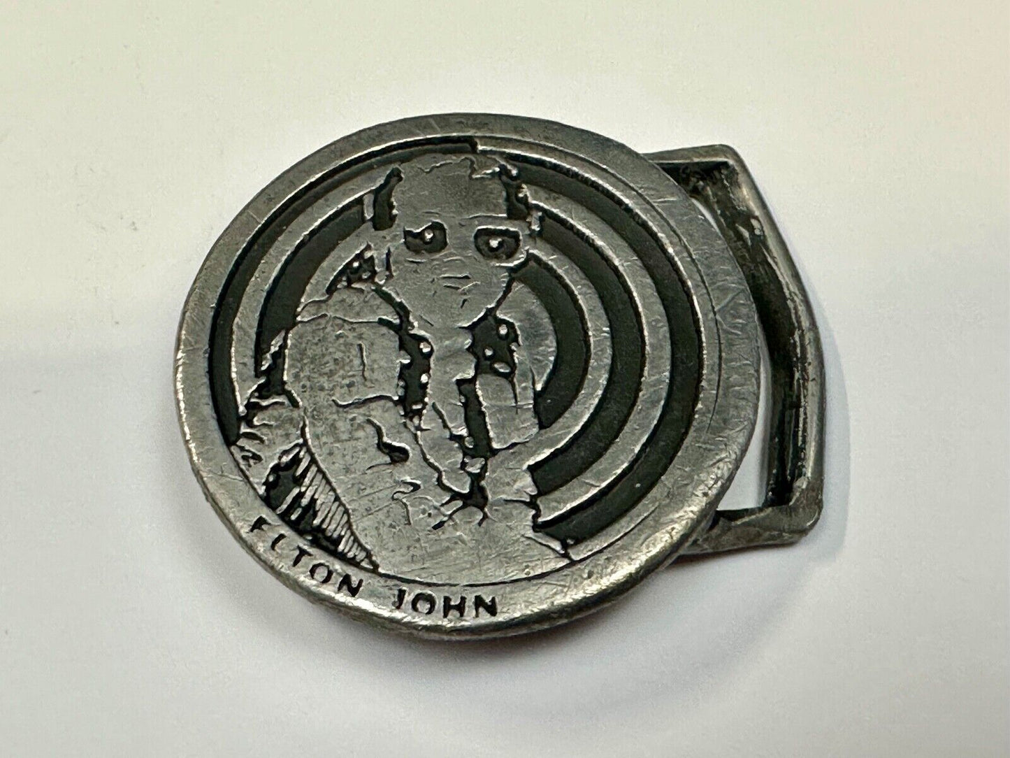 ***ELTON JOHN*** MUSIC SOUVENIR 1970's VINTAGE COMMEMORATIVE BELT BUCKLE