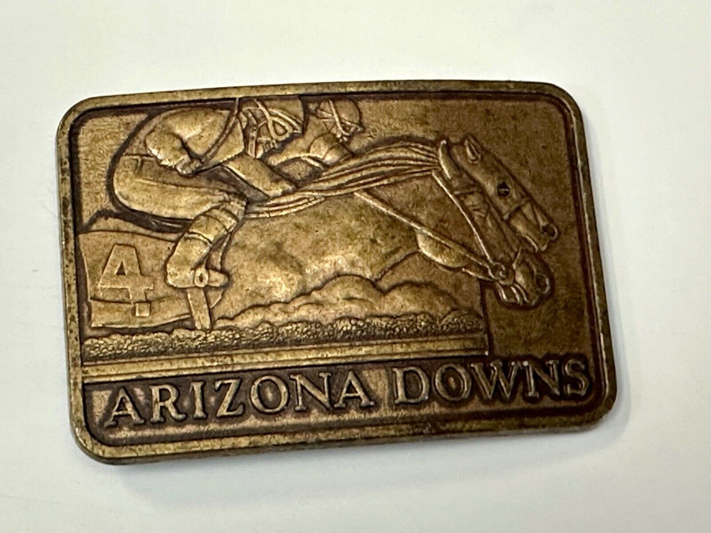 Vintage Arizona Downs Jockeys on Horses Racetrack vtg. Brass Tone Belt Buckle