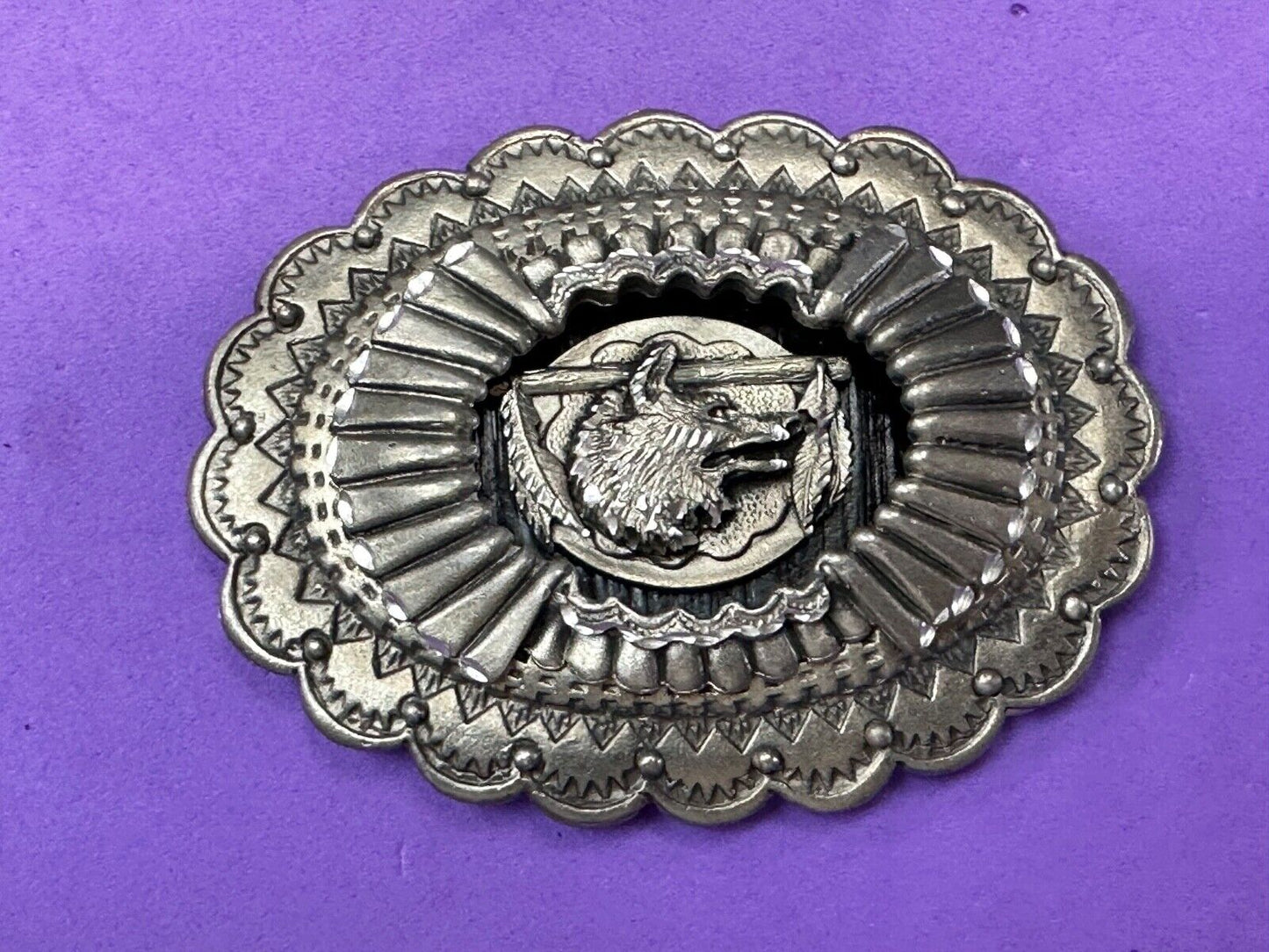 The Great Wolf - Native American Indian Feathers USA made Legends belt buckle