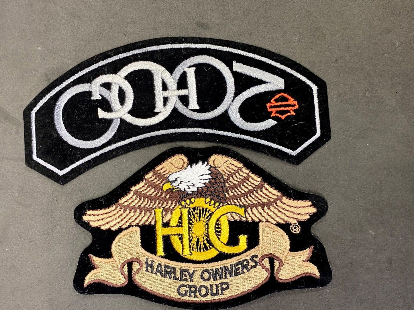 2 LOT Harley Davidson Owners Group HOG Jacket Vest Wings Patch Year 2000
