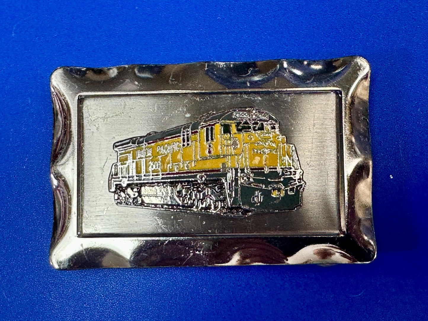 Union Pacific Yellow Train Rail Road Steam Engine Silver Tone Vtg. Belt Buckle